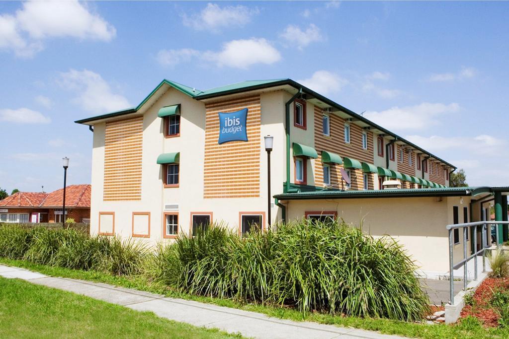 Ibis Budget - Casula Liverpool Exterior foto